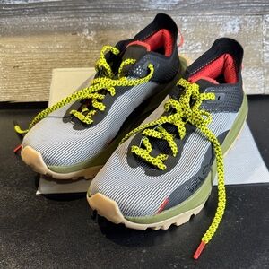 Mens sz 7 Vasque hiking shoe